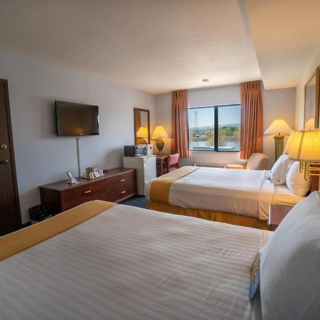 Clover Island Inn Kennewick Luaran gambar